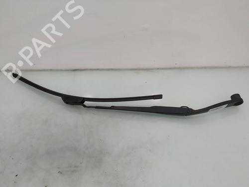 Used Front windshield wiper arm KIA SPORTAGE IV (QL, QLE) 2.0 CRDi AWD (136 hp) 9309372