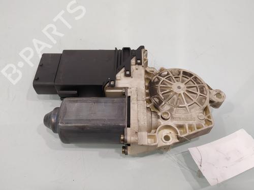 Used Right front window motor SEAT LEON (1M1) [1999-2006]  32345406