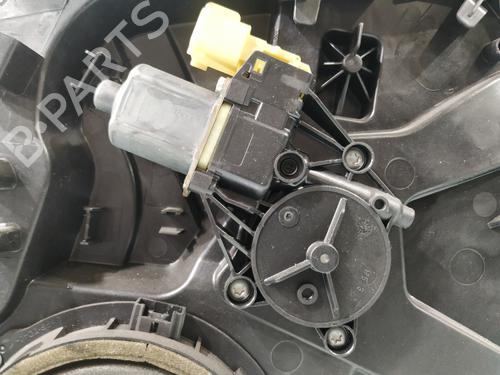 Alzavetro anteriore destra FORD FIESTA VI (CB1, CCN) 1.6 TDCi | BP29825364C23