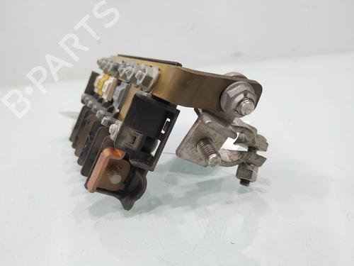 Fuse box VW CRAFTER 30-50 Van (2E_) | BP31248176E1