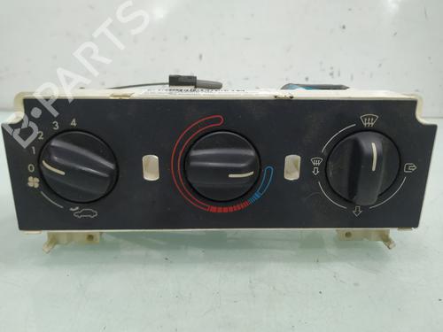 Used Climate control PEUGEOT 306 (7B, N3, N5) 1.9 SLD (68 hp) 18711203