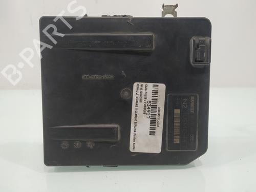 Fuse box RENAULT MEGANE II Saloon (LM0/1_)  | BP28313853E1 