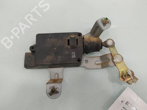 Used Central lock pump HYUNDAI SANTA FÉ I (SM) 2.0 CRDi (113 hp) 10641726