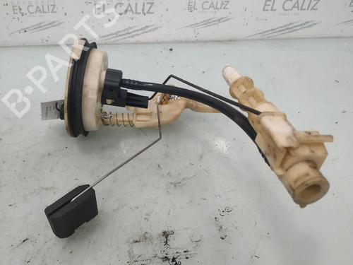 Used Fuel pump BMW 3 (E46) 320 d (136 hp) 8098433