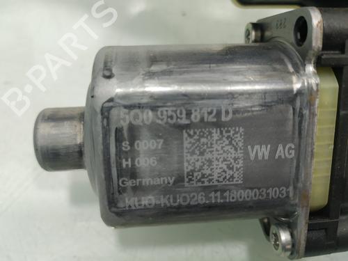 Right rear window motor SEAT ARONA (KJ7, KJP) 1.0 TSI | BP20700285E22 