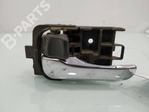Used Front left interior door handle Front left interior door handle NISSAN X-TRAIL I (T30) 2.2 Di 4x4 (114 hp) 10738637 10738637