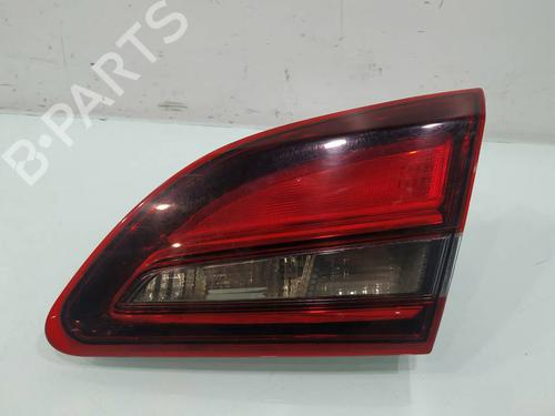 Używane Lampa tylna klapy bagażnika prawa Lampa tylna klapy bagażnika prawa 38781476 38781476