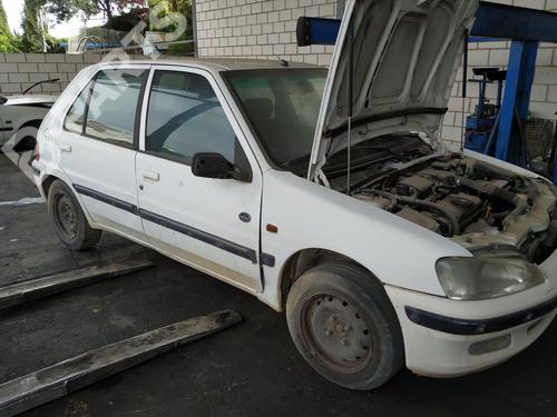 Used Parts PEUGEOT 106 II (1A_, 1C_)  1.4 i  1059850