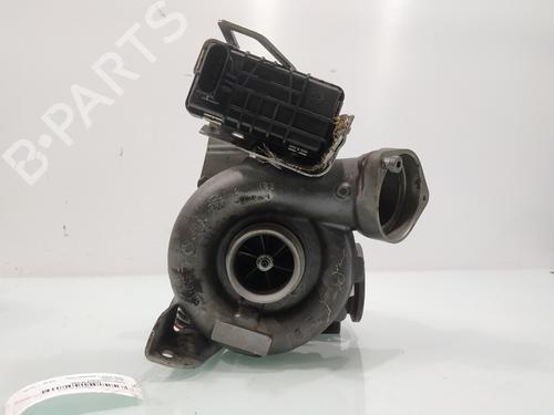 Turbolader/Kompressor BMW 7 (E65, E66, E67) 730 Ld (231 hp) 31331043