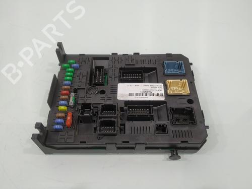 Used Fuse box PEUGEOT 3008 I MPV (0U_) 1.6 HDi (109 hp) 31643816