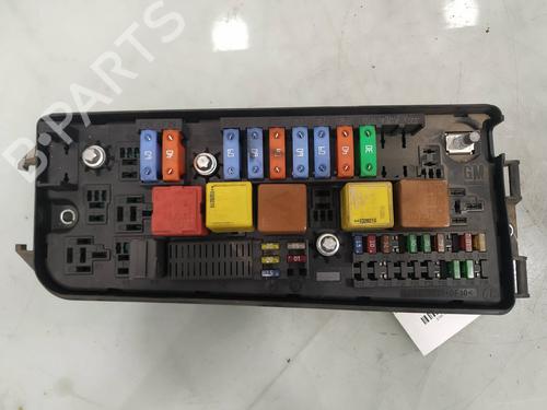 Zekeringkast OPEL VECTRA C (Z02) 2.2 DTI 16V (F69) (125 hp) 10212867