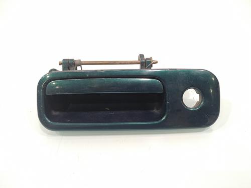 Used Tailgate handle VW POLO III (6N1) 75 1.6 (75 hp) 27323039