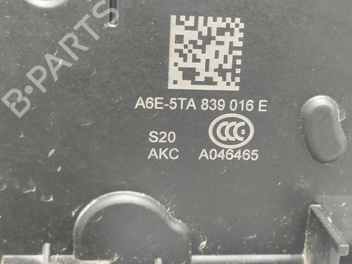 Rear right lock SEAT ARONA (KJ7, KJP) 1.0 TSI | BP20701349C99 