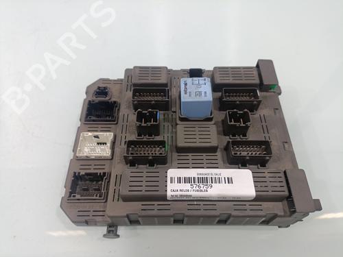 Used Fuse box Fuse box PEUGEOT 607 (9D, 9U) [2000-2026] 33952342 33952342