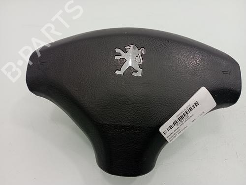 Driver airbag PEUGEOT 308 I (4A_, 4C_) 1.6 HDi (109 hp) 13059274