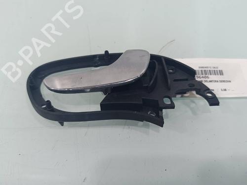Used Front right interior door handle Front right interior door handle 38095582 38095582