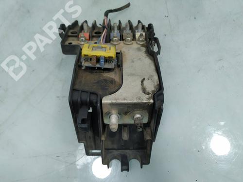 Used Fuse box Fuse box PEUGEOT 308 SW I (4E_, 4H_) 1.6 HDi (90 hp) 9808768 9808768