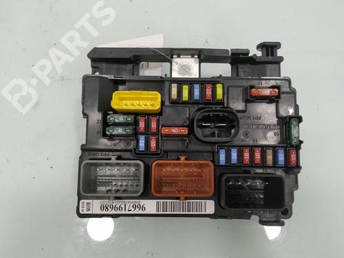 Used Fuse box Fuse box PEUGEOT 207 (WA_, WC_) 1.4 HDi (68 hp) 10717855 10717855