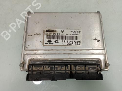 Used Engine control unit (ECU) HYUNDAI SANTA FÉ I (SM) 2.0 CRDi (113 hp) 15289864