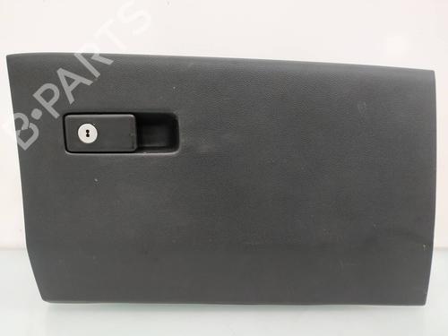 Used Glove box KIA SPORTAGE IV (QL, QLE) 2.0 CRDi AWD (136 hp) 9279840