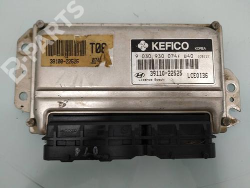 Used Engine control unit (ECU) Engine control unit (ECU) HYUNDAI ACCENT II (LC) 1.3 (84 hp) 10983771 10983771