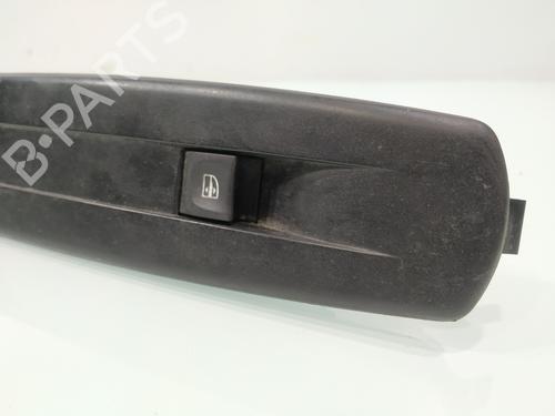 Right front window switch RENAULT MEGANE III Hatchback (BZ0/1_, B3_) 1.5 dCi (BZ1G, BZ1W, BZ0R) | BP31828380I26 