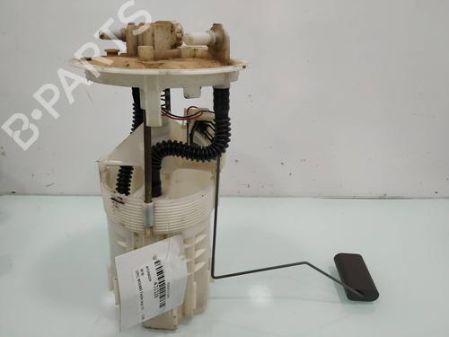 Used Fuel pump OPEL MOVANO A Van (X70) 2.5 DTI (FD) (115 hp) 11696958