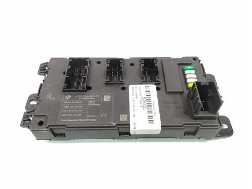 Used Fuse box BMW 1 (F21) 118 d (150 hp) 26330654