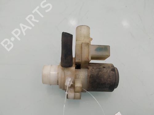 Used Washer pump CHRYSLER VOYAGER / GRAND VOYAGER III (GS_, NS_) 2.0 i (133 hp) 14029595