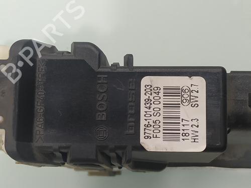Left rear window motor SEAT LEON (1M1)  | BP25717112E23 