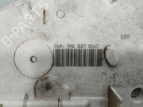 Front right lock SKODA FABIA II (542) 1.2 | BP9825754C97 
