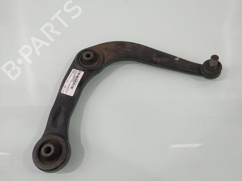 Querlenker rechts vorne für PEUGEOT 206 Hatchback (2A/C) 1.4 LPG (75 hp) 29825367
