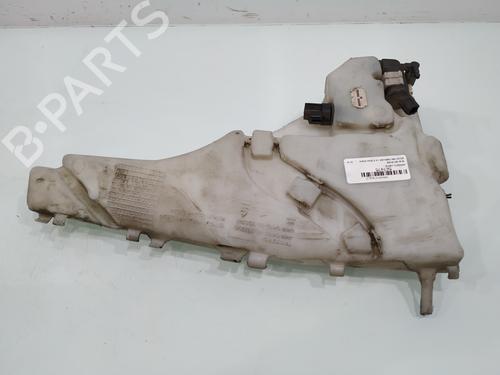 windscreen-washer-tank-volvo-v50-545-2003-2004-2005-2006-2007-2008-2009-2010-2011-2012-32345370 main image