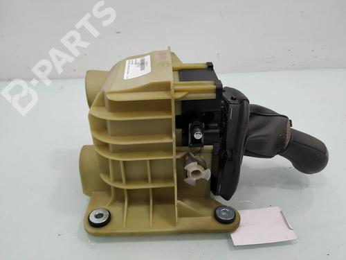 manual-gearbox-selector-ford-c-max-dm2-16-tdci-3m5r7k387fg-2007-2008-2009-2010-10983841 main image
