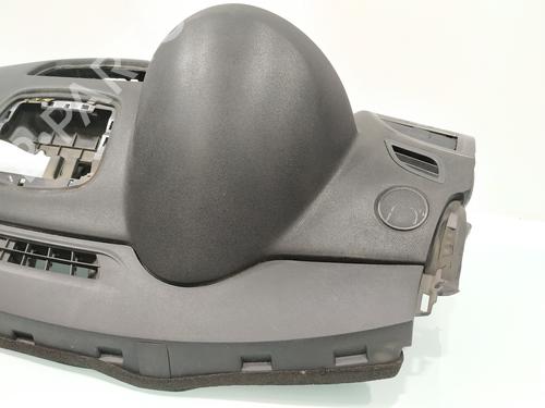 Instrumentbræt RENAULT MEGANE III Hatchback (BZ0/1_, B3_) 1.5 dCi (BZ1G, BZ1W, BZ0R) | BP31828397C46 