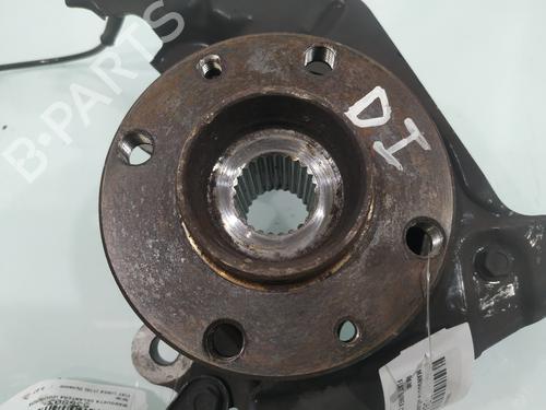 Left front steering knuckle FIAT LINEA (323_, 110_) 1.4 T-Jet (323AXC1A) | BP28196031M25 
