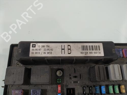 Fuse box OPEL ASTRA H TwinTop (A04) 1.8 (L67) | BP29825265E1