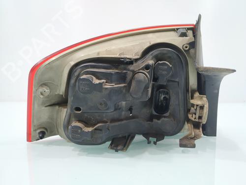 Right taillight AUDI A4 B7 (8EC) 2.0 TDI 16V | BP24815827C35 