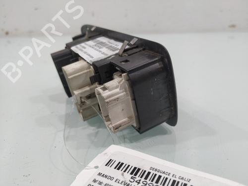 Przełącznik szyby przedniej lewej RENAULT LAGUNA II (BG0/1_) | BP30511246I27