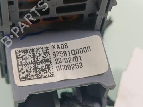 Right rear window switch HYUNDAI BAYON (BC3) | BP38310455I28 - Image 5