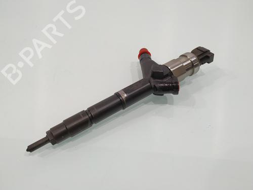 Używane Wtryskiwacz NISSAN PRIMERA (P12) [2002-2025]  30724314