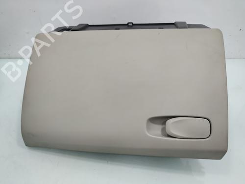 Used Glove box VOLVO V40 Hatchback (525) D3 (150 hp) 12905690