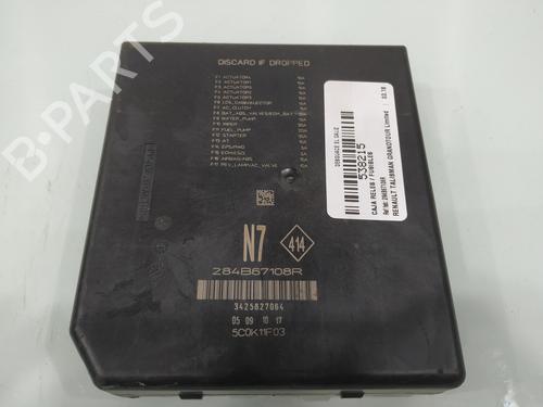 Used Fuse box RENAULT TALISMAN Grandtour (KP_) 1.5 dCi 110 (110 hp) 28336146