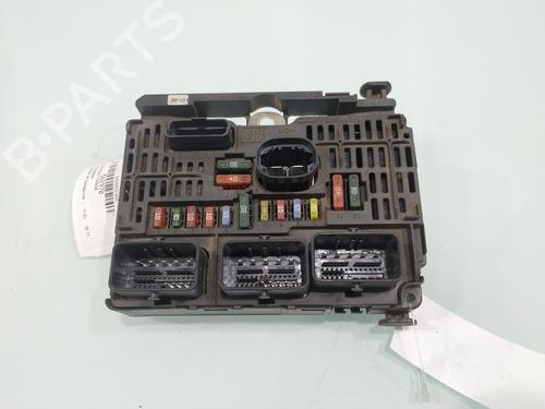 Used Fuse box PEUGEOT 407 (6D_) 1.6 HDi 110 (6D9HZC, 6D9HYC) (109 hp) 31917170
