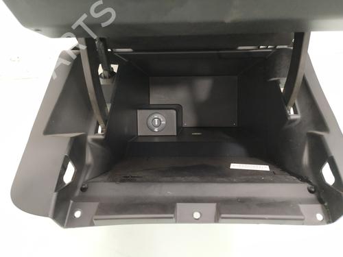 Glove box NISSAN JUKE (F15) 1.5 dCi | BP15005601C95 