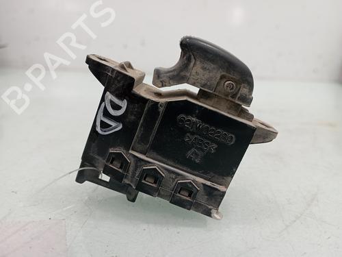 Used Right front window switch HYUNDAI SANTA FÉ I (SM) 2.0 CRDi (113 hp) 15289823