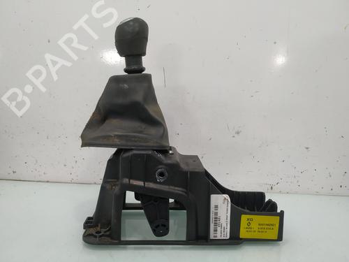 Used Gear lever RENAULT MEGANE III Grandtour (KZ0/1) [2008-2016]  19705517