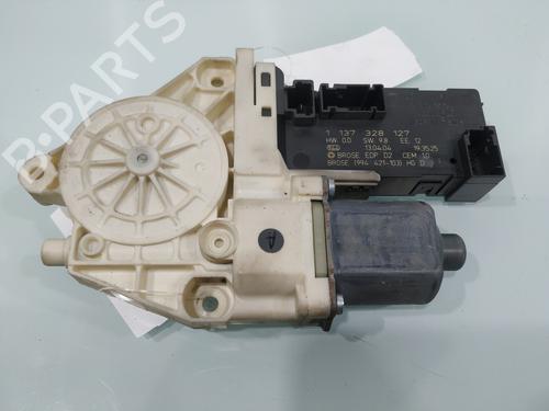 Used Left rear window motor PEUGEOT 407 (6D_) 2.0 HDi 135 (6DRHRH, 6DRHRE, 6DRHRG, 6DRHRJ) (136 hp) 27731123