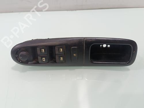 Used Left front window switch Left front window switch PEUGEOT 406 (8B) 2.0 HDI 110 (109 hp) 36032253 36032253