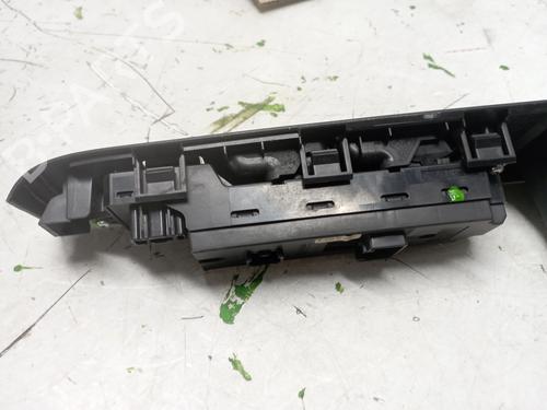 Left front window switch MAZDA 5 (CR) 2.0 CD (CR19) | BP37012158I27 - Image 13